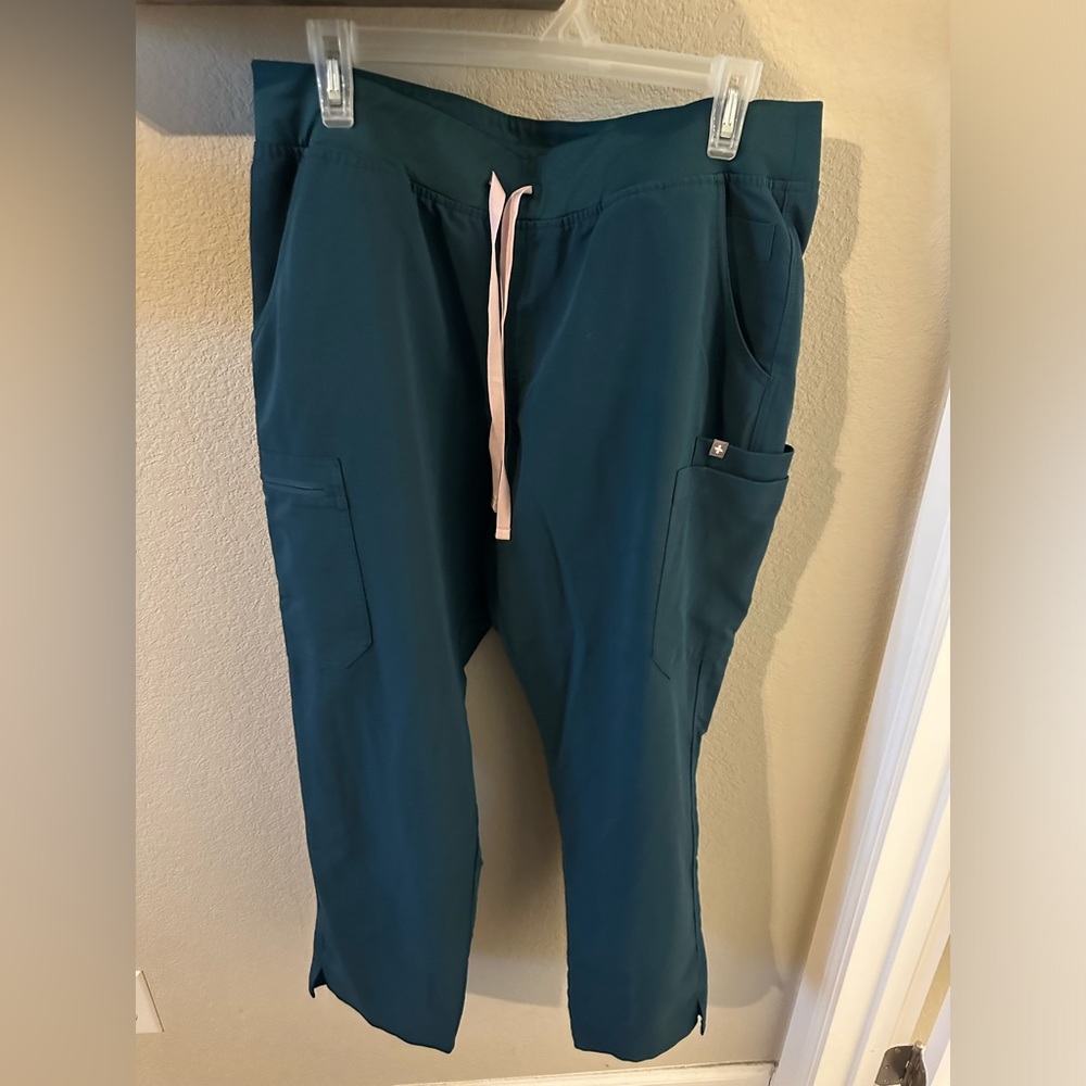 FIGS Straight Leg Scrub Pants